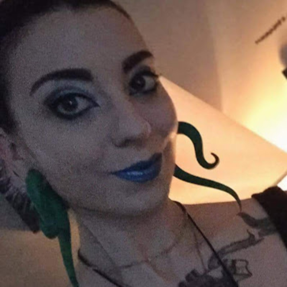 Meet your Posher, Rachel